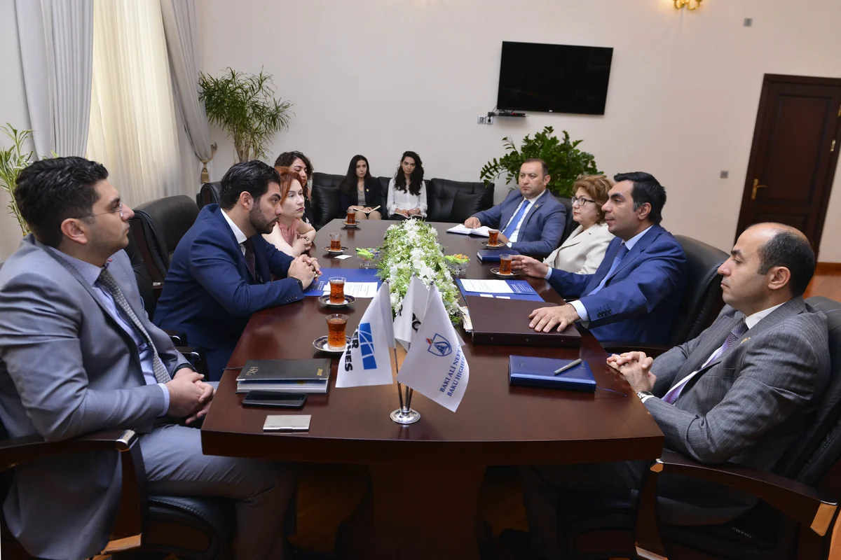 Baku Higher Oil School students to work and do internship at Baker Hughes