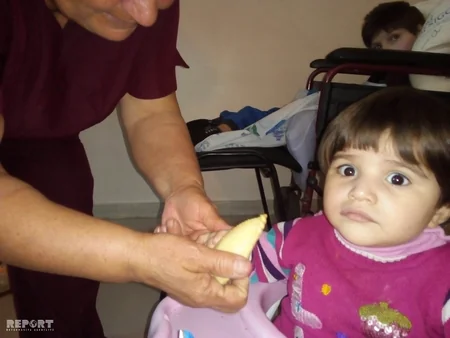 Mingəçevirin səhiyyə işçiləri Novruz bayramı münasibətilə Uşaq Nevroloji Sanatoriyasını ziyarət edib