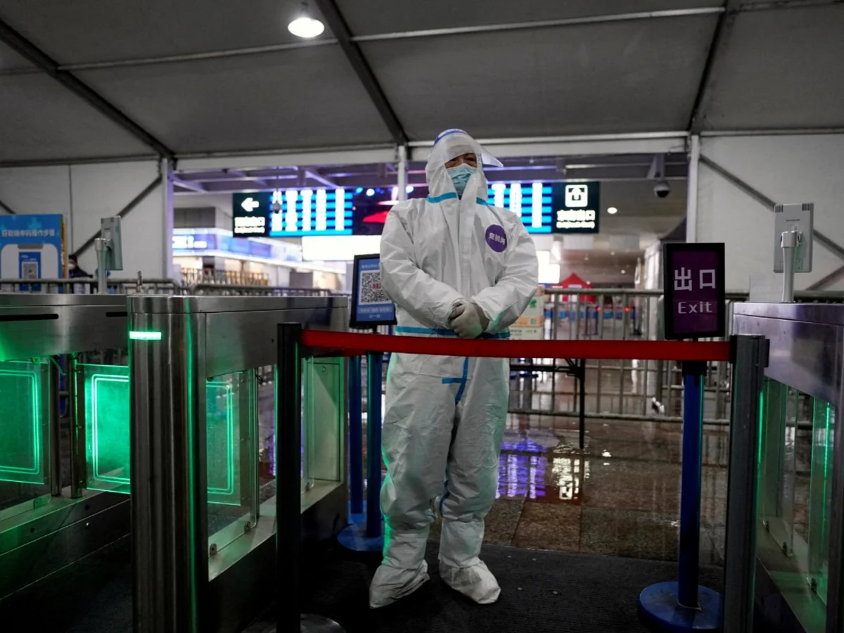 Шанхай изложил планы по выходу из карантина в связи с COVID-19