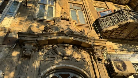 Yasamalda memarlıq abidəsinin eyvanının uçmasına münasibət bildirilib