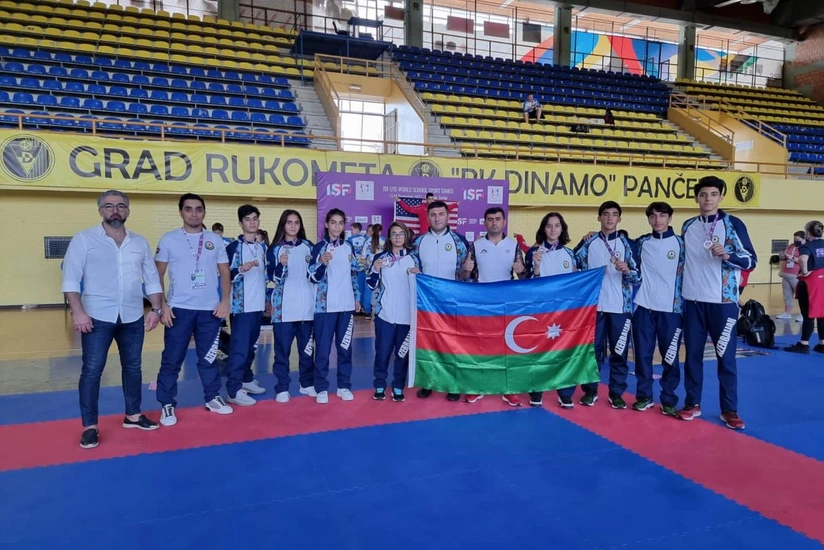 Azərbaycan məktəbliləri Belqradda medallar qazanıb