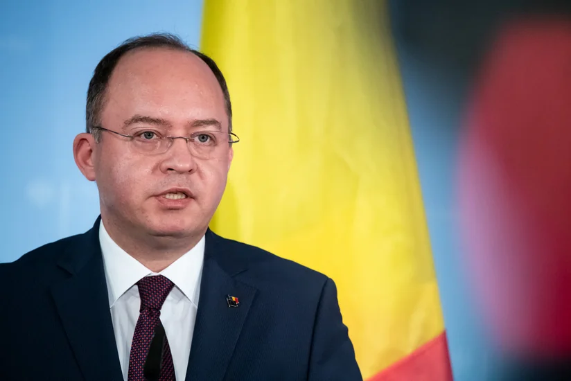 Romanian FM: We must try to make NATO stronger 
