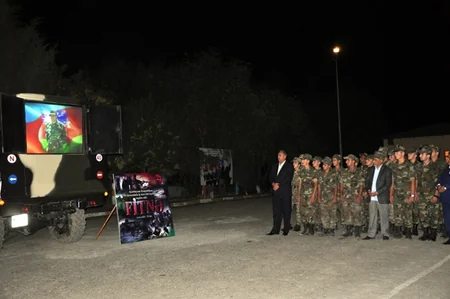 El ağsaqqalları işğaldan azad edilmiş Lələtəpə zirvəsində qurban kəsiblər