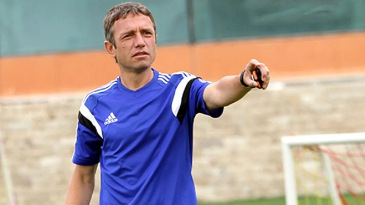 Bursaspor klubunun yeni baş məşqçisi müəyyənləşib