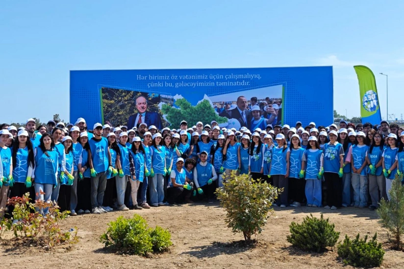 Лейла Алиева и Арзу Алиева приняли участие в очередной акции по посадке деревьев в Баку