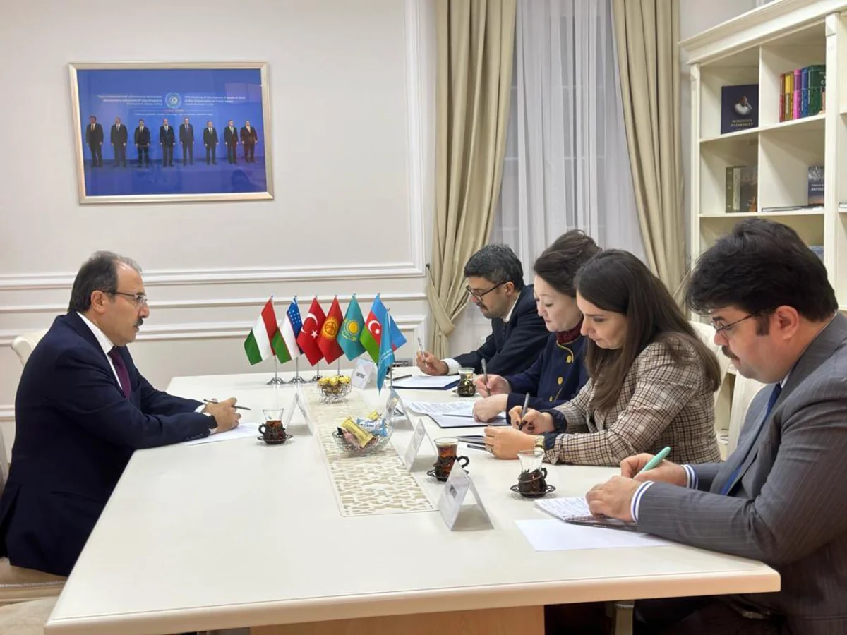 Türkiyə səfiri Türk Mədəniyyəti və İrsi Fondunun yeni prezidentini təbrik edib
