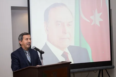 Qazaxıstanda ümummilli lider Heydər Əliyevin xatirəsinə həsr olunan anım tədbiri keçirilib