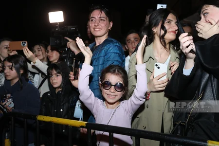 İçərişəhərdə təntənəli bayram tonqalı qalanıb