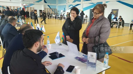 В городе Физули впервые проводится ярмарка труда