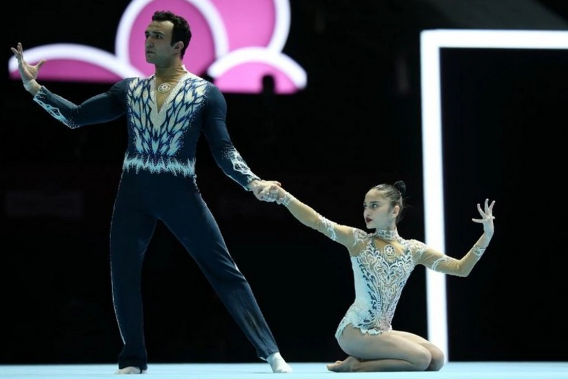 Azərbaycan gimnastları Bakıdakı dünya çempionatında gümüş medal qazanıb