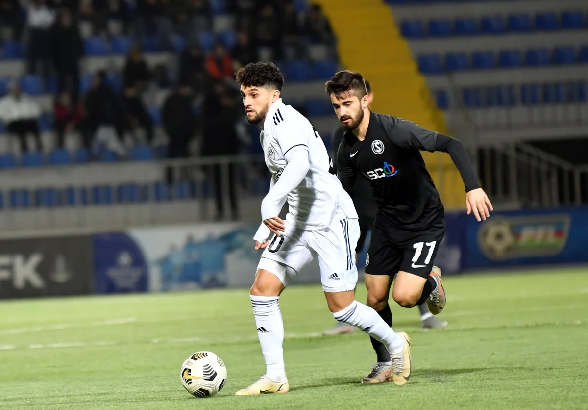 Azərbaycan Premyer Liqası: Qarabağ mövsümdə ilk məğlubiyyətini alıb
