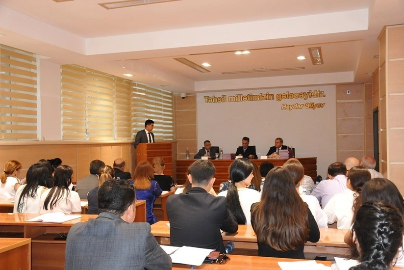 Ramil Usubovun sədrliyi ilə BDU-da buraxılış işlərinin müdafiəsi keçirilib