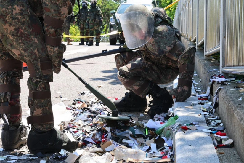 North Korea sends around 330 trash-carrying balloons to South