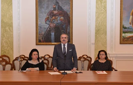 Milli Azərbaycan Ədəbiyyatı Muzeyində Heydər Əliyevin xatirəsi anılıb