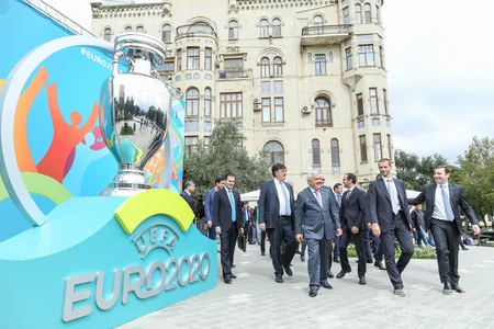 UEFA prezidenti: Azərbaycanın avrokubok finalı keçirmə şansı var - FOTO
