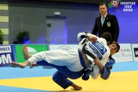 Azərbaycan cüdoçusu Portuqaliya klubunun heyətində bürünc medal qazanıb