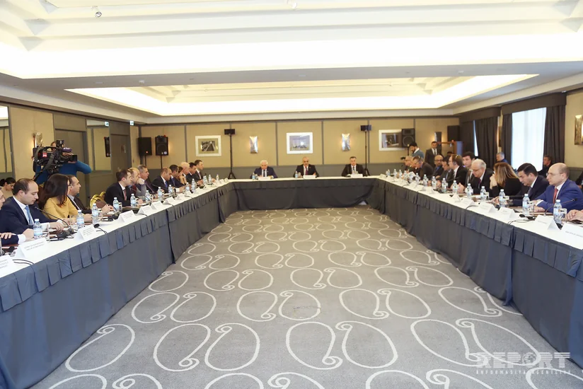 “Əmək bazarı: islahatlar, çağırışlar və perspektivlər” mövzusunda konfrans keçirilib