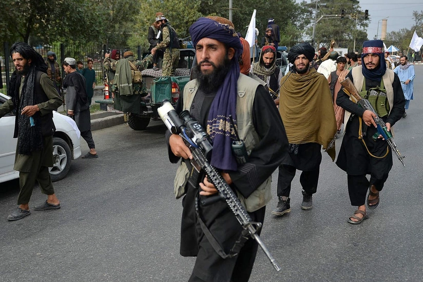 65 ISIS fighters surrender to Taliban in Nangarhar province