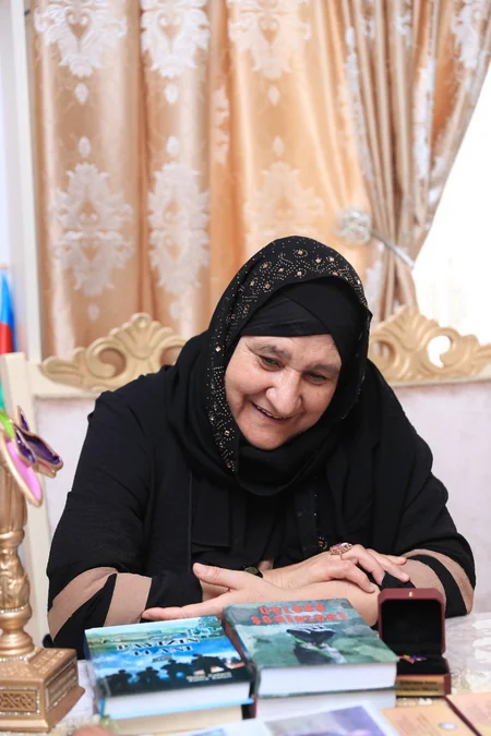 Şəhidin qardaşı: Elnuru xatirəmizdə vətənpərvər gənc kimi yaşadırıq