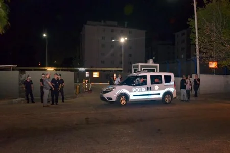 ​Силовики окружили турецкую военную базу Инджирлик - ФОТО