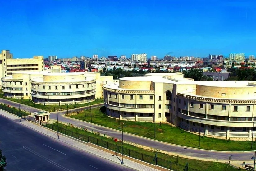 Milli Oftalmologiya Mərkəzi həkimin pasiyenti döyməsi ilə bağlı məlumata münasibət bildirib