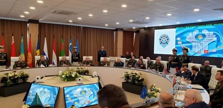 Müdafiə naziri MDB Müdafiə Nazirləri Şurasının növbəti iclasında iştirak edib