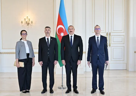 İlham Əliyev Macarıstanın yeni səfirinin etimadnaməsini qəbul edib - YENİLƏNİB
