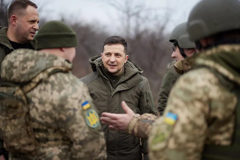 Зеленский провел совещание с военными по поводу наступления ВСУ