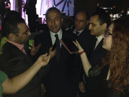 ​Türkiyənin XİN başçısı azərbaycanlı jurnalistlərlə görüşüb - FOTO