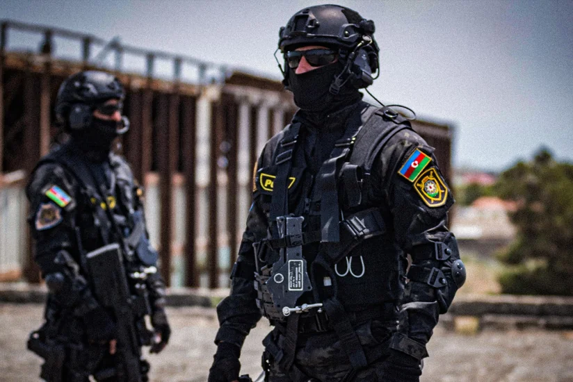 Naxçıvanda hədə-qorxu ilə pul tələb edərək cəzaçəkmə müəssisəsinə göndərən dəstə üzvləri iş başında tutulub