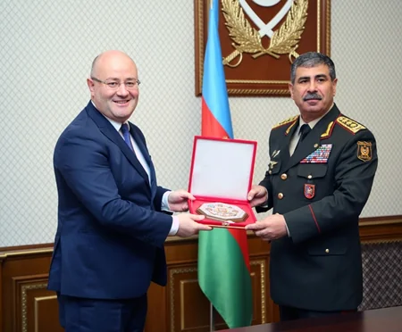 Azerbaijani and Georgian defence ministries ink cooperation plan for 2017