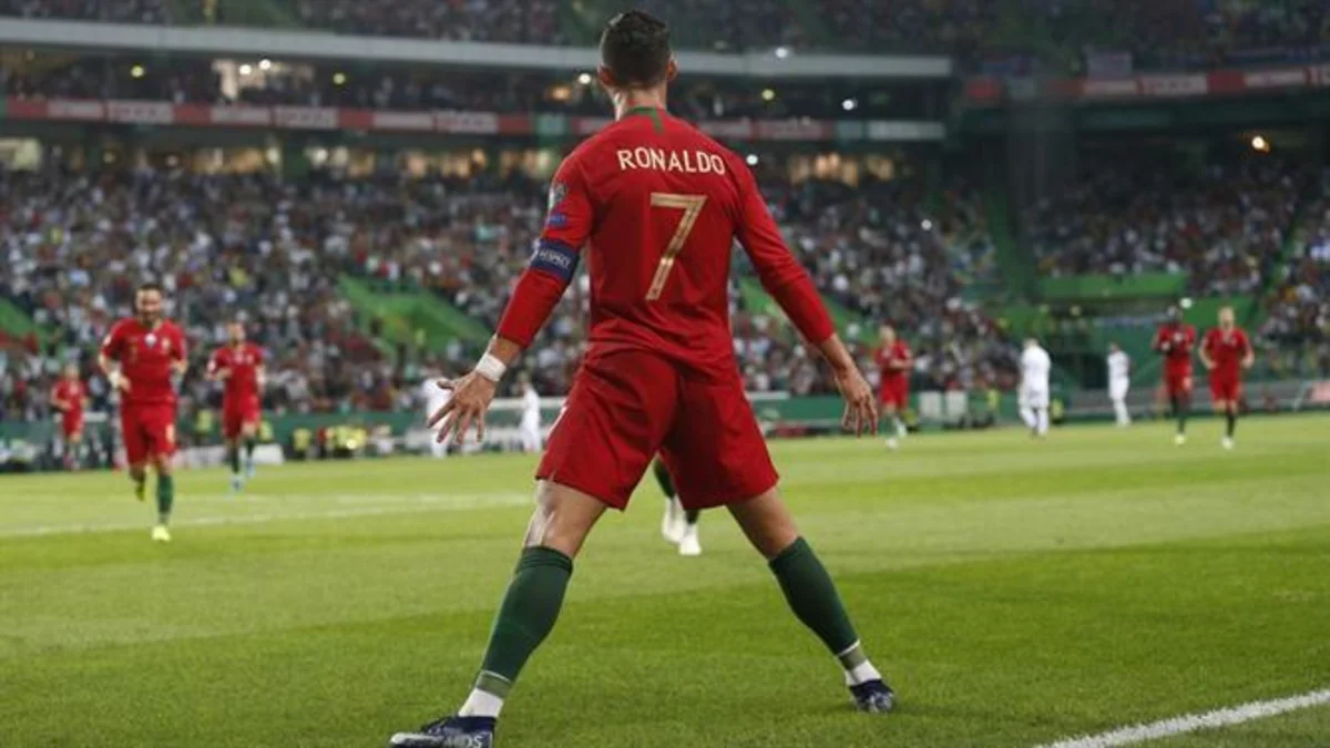 Ronaldu uşaq vaxtı futbolçu yox, balıqçı olacağını düşünüb
