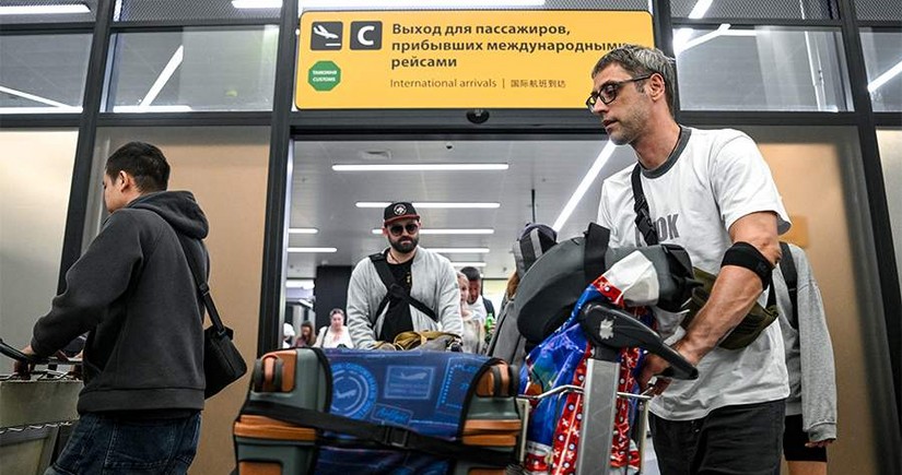 Rusiyanın 324 vətəndaşı İrandan Azərbaycan vasitəsilə təxliyə edilib