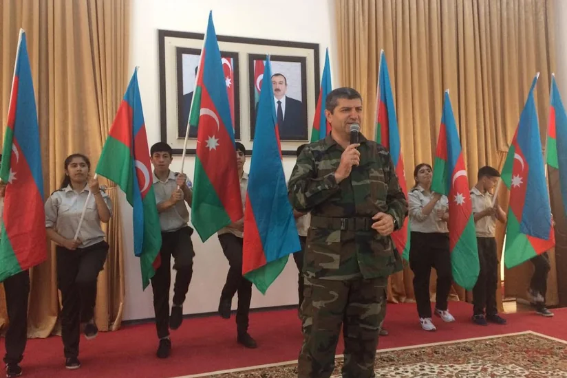 Gənclər hərbi xidmətə yola salınıblar