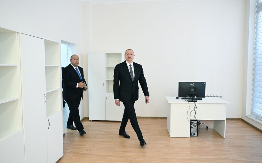 Prezident Ağdamın Kəngərli kəndində yerli icra strukturları üçün inşa edilmiş çoxfunksiyalı inzibati binada yaradılan şəraitlə tanış olub