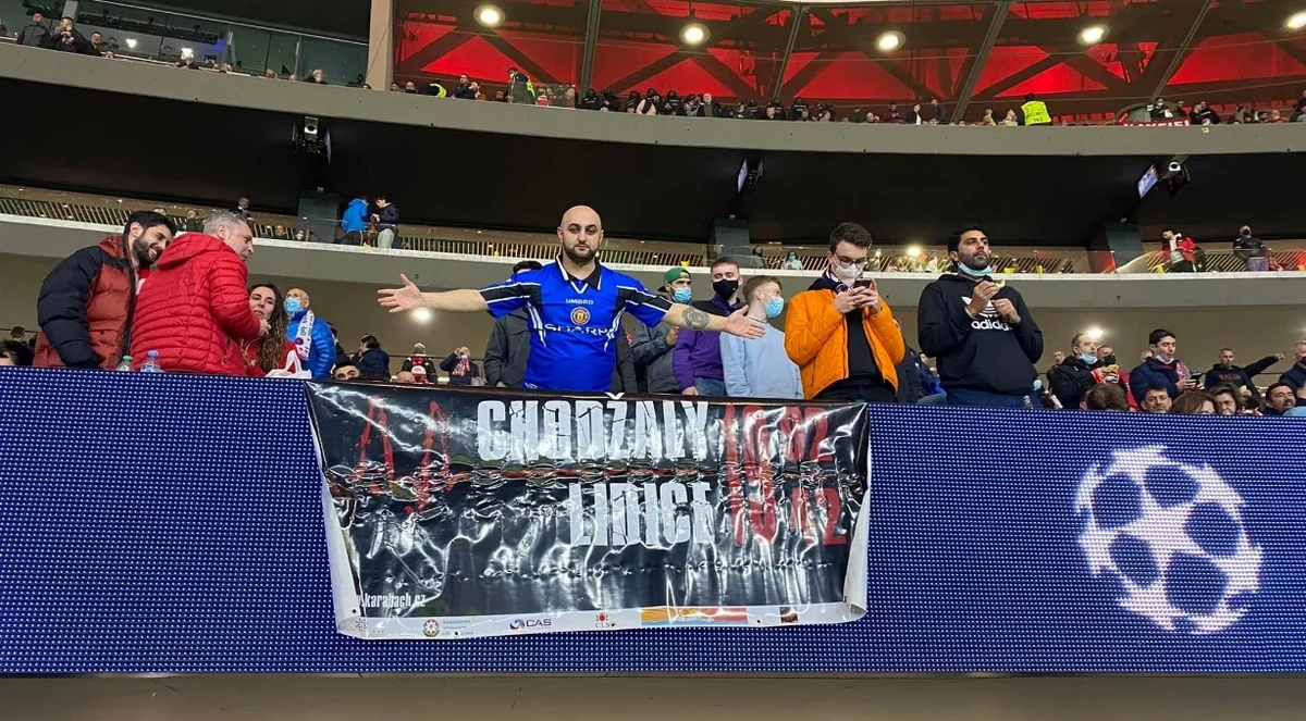 Çempionlar Liqasının oyununda Xocalı soyqırımı ilə bağlı banner açılıb