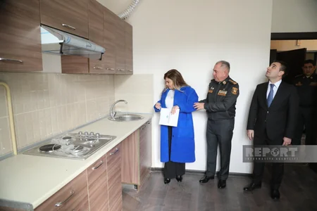 Qüsursuz xidmət etmiş bir qrup hərbi qulluqçuya mənzil verilib