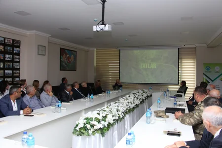 Multikulturalizm Mərkəzində tat dilində “Əli və Nino” kitabının təqdimatı olub