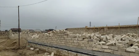 Qalada qanunsuz tikililər sökülüb