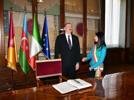 İlham Əliyev Romanın meri ilə görüşdü