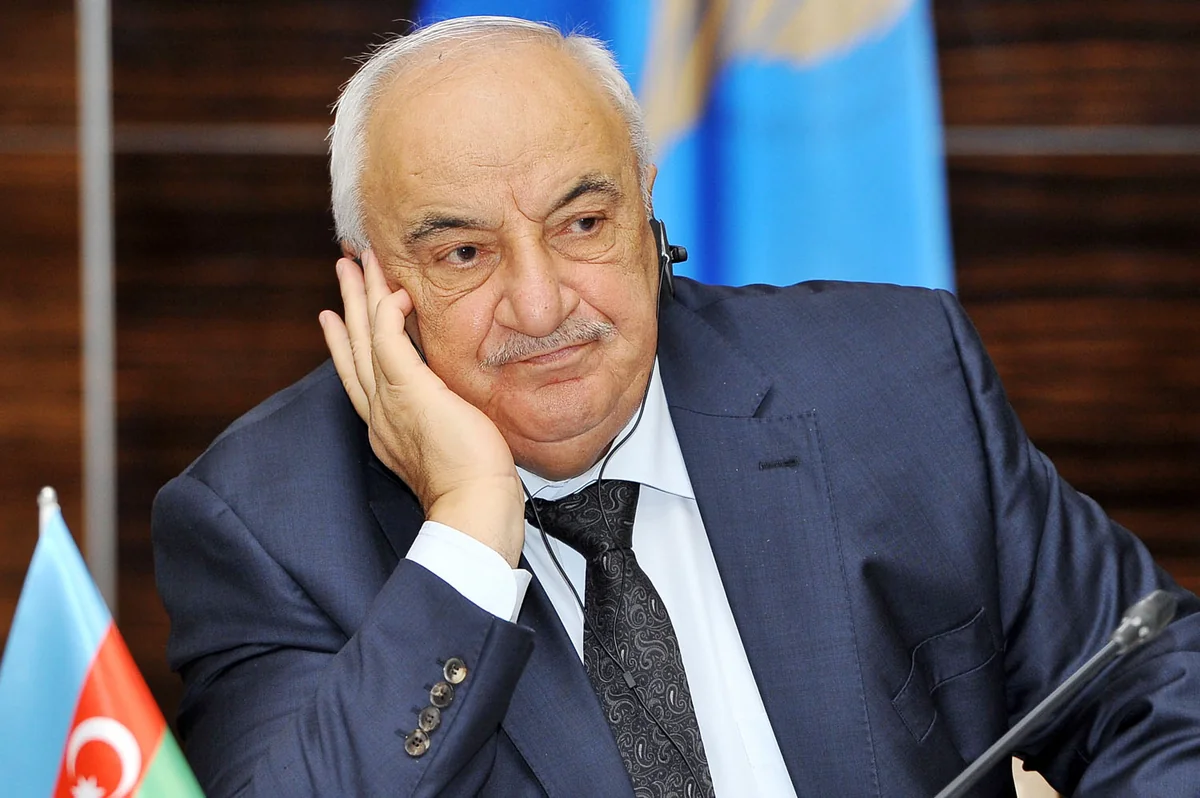 Abid Şərifov: BTQ dəmiryolu dəhlizi 2016-cı ilin üçüncü rübündə tam şəkildə istismara veriləcək