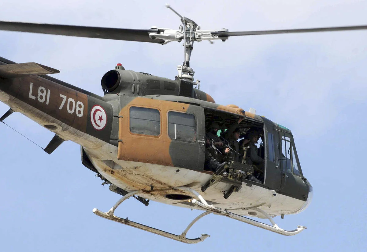 Tunisin bir neçə hərbçisi helikopter qəzasında həlak olub