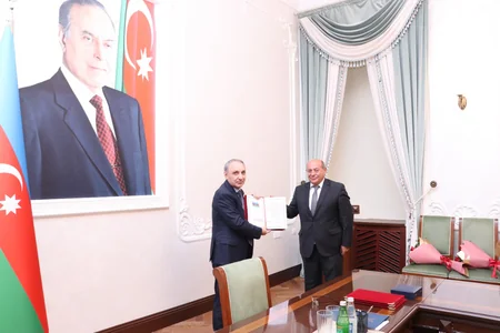 Baş Prokurorluğun bir sıra yüksək post tutan əməkdaşları vəzifədən azad olunublar - SİYAHI