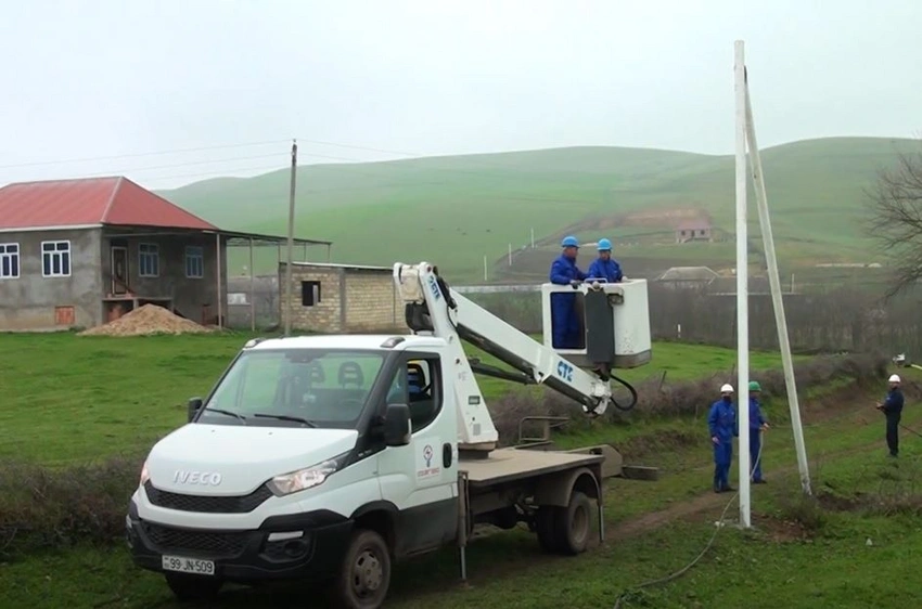 Cəlilabad və Biləsuvarın 10 kəndinin elektrik şəbəkəsi yenidən qurulur