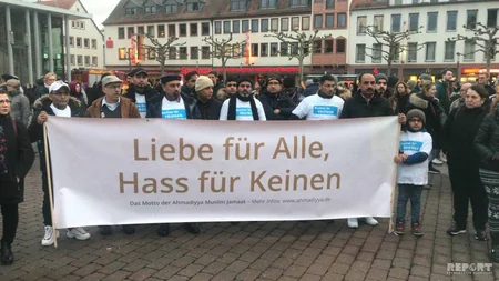 Thousands stage anti-racism march in Germany - PHOTOS