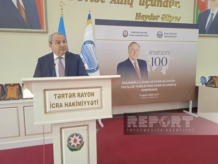 BDU alimləri Tərtər məktəblilərinə Heydər Əliyevin irsi ilə bağlı mühazirə deyiblər
