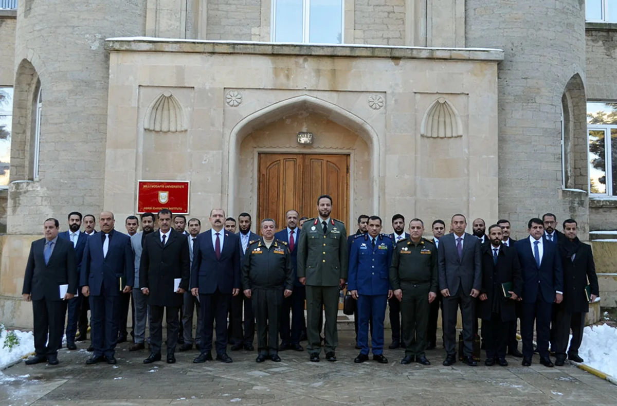 Azərbaycan və Ərəbistan arasında hərbi təhsil sahəsində əməkdaşlıq müzakirə edilib