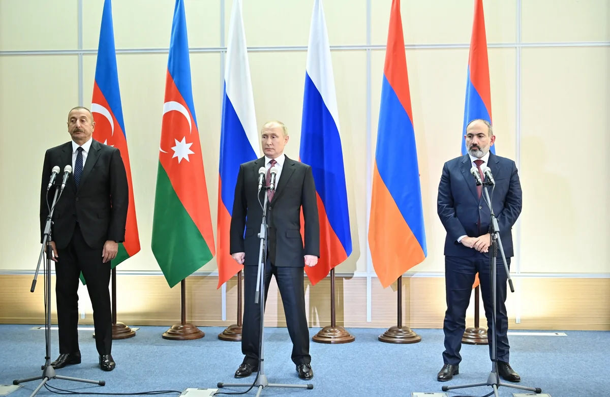 Putin İlham Əliyev və Nikol Paşinyanla birgə bəyanatın razılaşdırıldığını bildirib