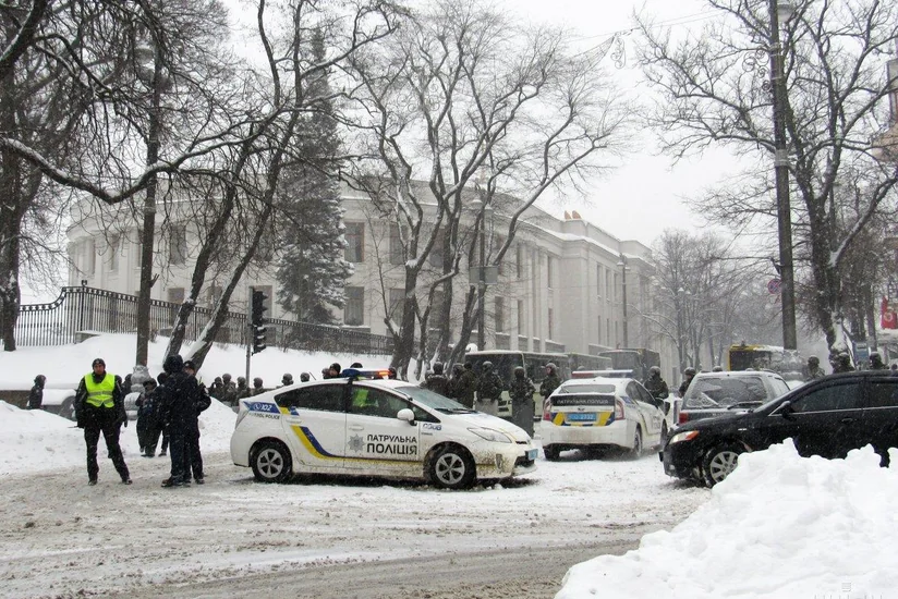 Полиция Украины заявила о ликвидации палаточного городка у Верховной рады - ОБНОВЛЕНО