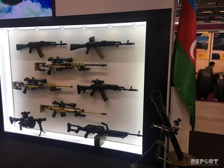 Azərbaycan istehsalı olan hərbi məhsullar Parisdə nümayiş etdirilir